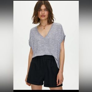 WILFRED FREE BROSCH TSHIRT